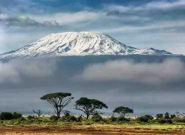 Kilimanjaro hiking/climbing/trekking tours - Machame, Marangu, Lemosho, Rongai, Umbwe routes