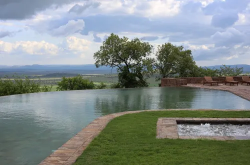 Singita Sasakwa Lodge: Timeless Luxury Safari